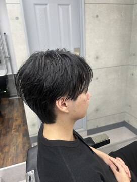 クロム トウキョウ ザ バーバーアルト 神保町店(CHROM TOKYO the Barber ALT) センターパート