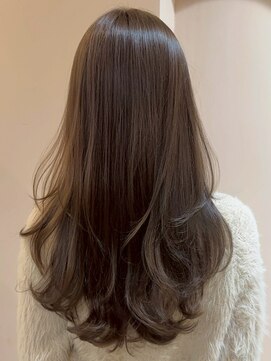 レジナヴィータ 栄(Reginavita) アッシュベージュ 髪質改善 レイヤーカット 20代 透明感カラー