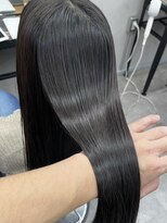 クララ ジャパン マエバル(CLALA JAPAN Maebaru) 憧れの艶髪ロングヘアへ