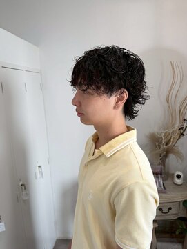 ロッカ(ROCCA) フェザーパーマラフウェーブショート
