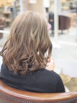 コニ(Coni) ♪Ｃｏｎｉ♪アッシュベージュ