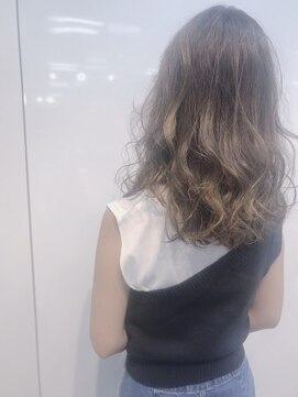 スーベニア(souvenir) ナチュラルバレイヤージュハイライト