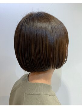 グッデイ ヘアー(GOOD DAY HAIR) ミニボブ 毛先パーマ　黒髪 シアーグレージュ　くすみベージュ