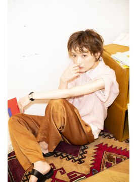 ダナエ(Danae) [Danae]カーリーショート