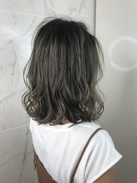 アヴァンスクロス あべのルシアス店(AVANCE.CROSS) グレーアッシュ×ハイライト