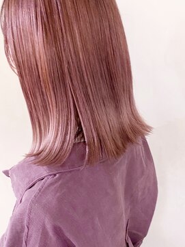 アリエッタ アザブ(ARIETTA AZABU) 《オオタキマサシ》N.カラー　ピンクベージュ　切りっぱなしボブ