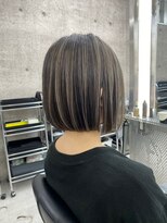 イキ 表参道(iki omotesando)&nbsp;モード/無造作ウェーブ/大人ガーリー[表参道駅]