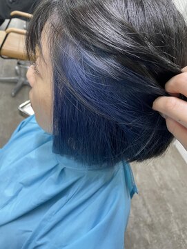 プライズ アイリス 池袋東口店(prize Iris) インナーカラーブルー