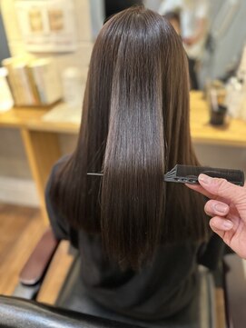 リスタ アンド リアン バイ リスタ(rista & RIAN by rista) 上品ナチュラルブラウンカラー