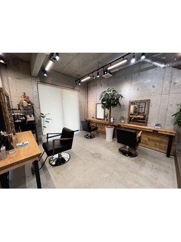 カフェのようなくつろげる少人数空間でゆったり過ごせます☆日々の喧騒から離れて癒しのひと時を…♪