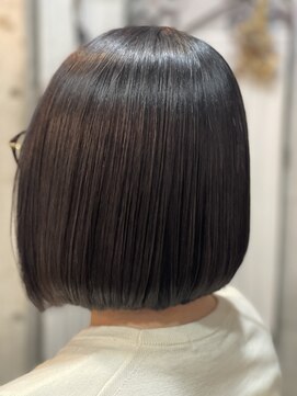 フルーヴ(Fleuve) 30代40代50代　若々しい艶ボブ×縮毛矯正♪