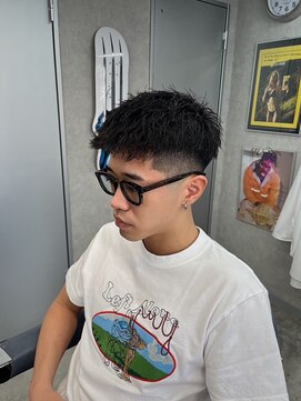 ダムディートウキョウ 心斎橋店(DAMDEE TOKYO) フェードカット