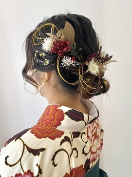 ネオリーブ チロル 横浜西口店(Neolive CiroL.) 横浜/卒業式/アレンジ/横浜駅近/着付け