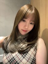 フィル 横浜(fil)&nbsp;ミディアムオリーブ_メルティカラーフェミニンロング