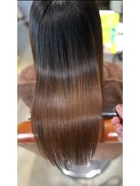 フィエスタ(Fiesta)&nbsp;髪質改善/縮毛矯正/美髪/艶髪/髪質改善トリートメント/三国ヶ丘