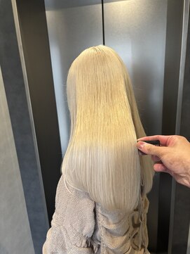 ソル 栄矢場町(SOL) ホワイトブロンド