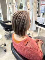 イロアイ(iro I)&nbsp;フェイスフレーミング×白髪ぼかし