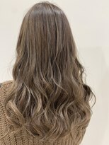 ファムヘア(fam.hair) ハイライトハイトーン