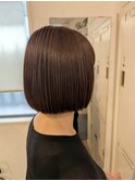 暗めカラー　ココアベージュ　ミニボブ
