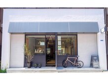 ■ 　街や日常に自然と馴染むヘアデザイン