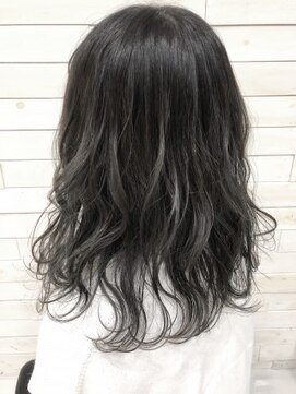 ラック 辻堂(LUCK) アッシュグレージュ