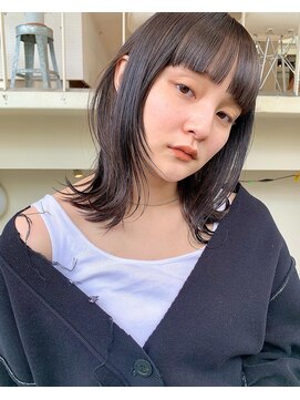 アクアオモテサンドウ(ACQUA omotesando) フェイスレイヤー×ぱっつん前髪