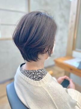 ポルム パプリカ(polum paprika) 大人ショートツヤ髪黒髪暗髪30代40代50代オフィスコンサバ