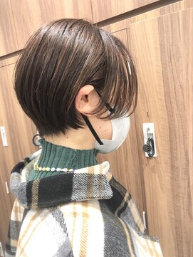 アッシュ 西葛西店(Ash) 丸みショート