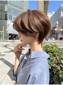 くびレイヤーピンクベージュ前髪マチルダボブインナーグレージュ