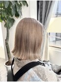 ミルクティーベージュ