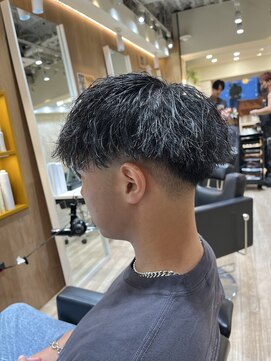 ルースト 渋谷店(ROOST) ［雰囲気抜群スタイル］ツイストスパイラルパーマ