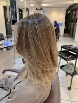 ヘアーアンドカラー ルジャルダン 葛西店(le jardin) 外国人風ハイライト×ヘーゼルベージュ