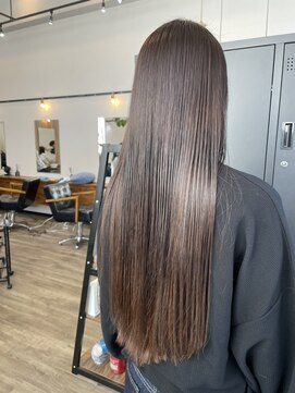 フラッグ ヘアー 天神西通り店(Flag HAIR) 髪質改善酸性ストレートとブリーチしない透明感カラーが得意です
