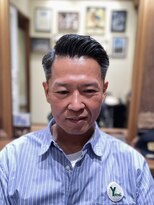 フォーコーナーズ(Four Corners)&nbsp;大人スキンフェードツーブロック刈り上げマンバン30代40代