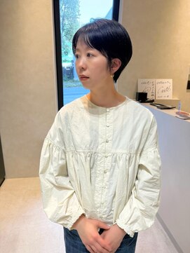 セラ(cella) 30代ショート/オン眉バング/ベリーショート【岡村大介】