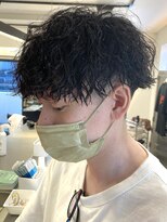 マグカーネバイフィフス オカヤ(Mag KANE by fifth okaya) 岡谷メンズカットメンズパーマ波巻きスパイラルパーマツイスパ