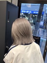 リヴナ(Livna)&nbsp;切りっぱなしにシルバーグレージュ◎