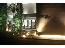 一見、サロンとは思われない洗礼された外観