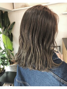 ローラム(LOLAM) 大人こなれ感