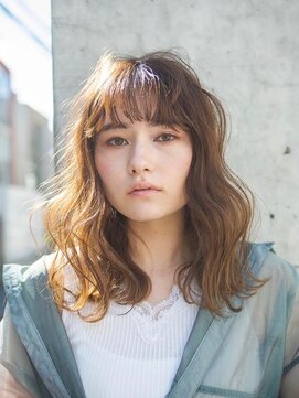 キラ 渋谷(KILLA) ノーブリーチカラー_毛先パーマウォーターフォール【北間/原宿】