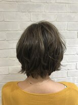 コム(com by neolive)&nbsp;エアリーショートボブ 2