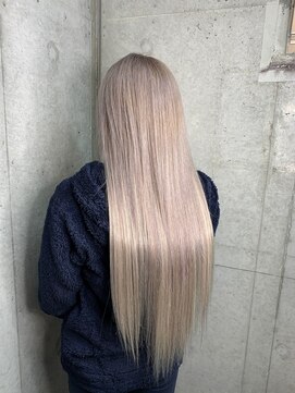 ワン(ONE) ホワイトベージュ