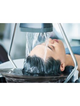 最先端の頭浸浴が体験できるサロンであなたに合ったスパをご提案♪至福のひと時を♪