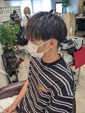 コワファーストナガサキシャンプーボーイ(COIFF1RST NAGASAKI SHAMPOO BOY) vマッシュ×ナチュラルツイストパーマ