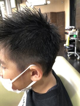 アティーボ ATTIVO メンズアップバング☆刈り上げスタイル