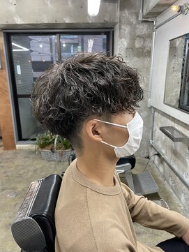 ロンドガルマン 名古屋(Lond GULLMAN) 波巻長さ足りないならこれ！波打つチリつかないツイスパ