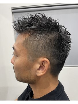 ネイビー(Navy) 無造作スパイキーショート