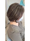 ミディアムボブ