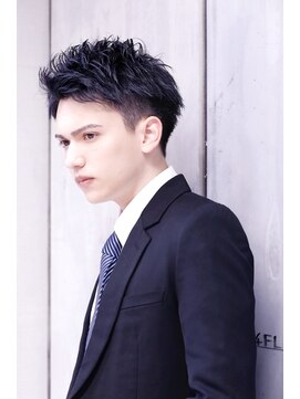 クリフ バイ リップス ヘアー(CLIF by LIPPS hair) ビジネス　かき上げ　ツーブロック　刈り上げ