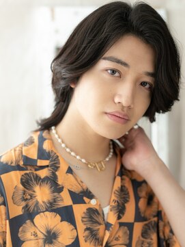 メンズヘア ビーセカンド 草加店(MENS HAIR B-2) CカールでルーズなかきあげバングメンズロングウルフC草加